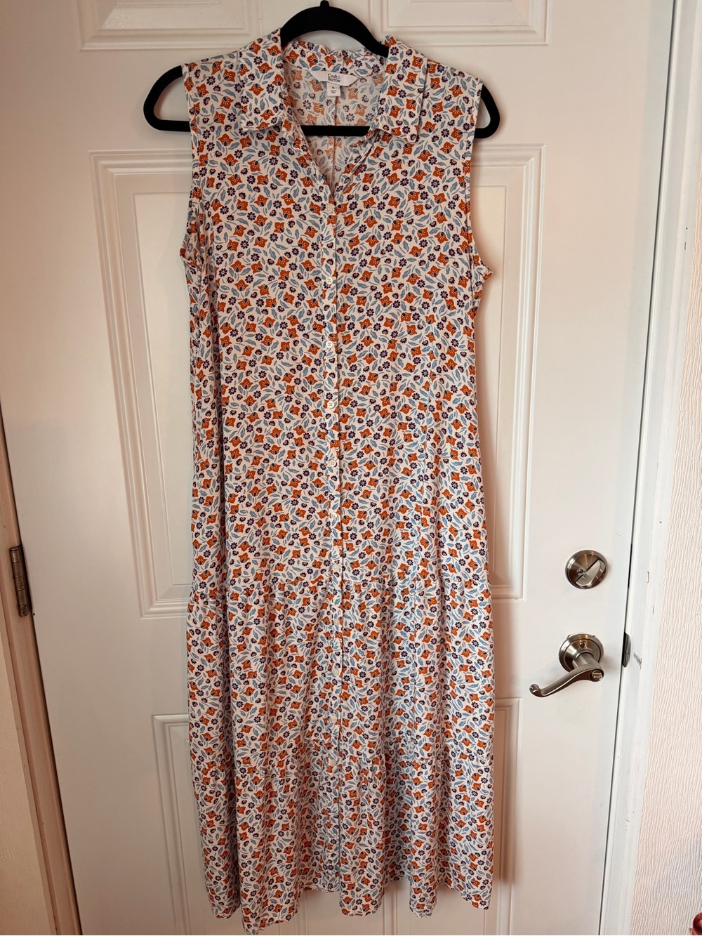 Sleeveless Floral Button-Front Maxi Dress in White and Orange
